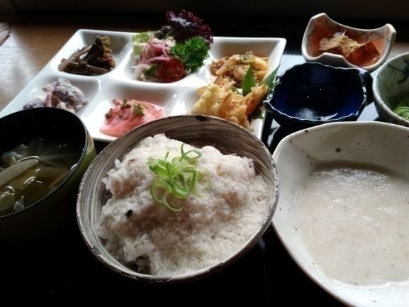 あえるさんのいもじるランチ